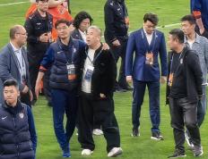 乐鱼-青岛黄海主场战平对手，表现稳健