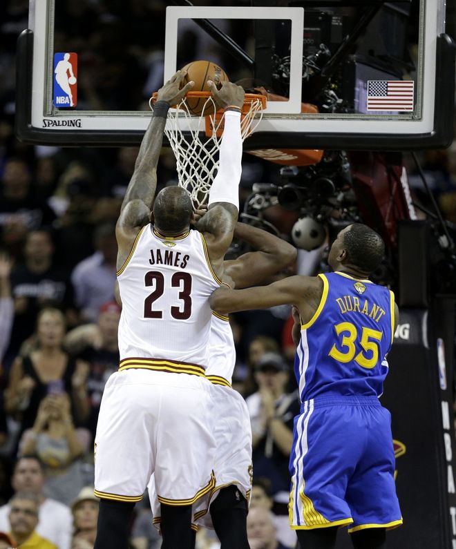 乐鱼体育-世界网球队翻盘T1，罗德里戈三分雨点燃全场激烈交锋季后赛，技惊四座的简单介绍